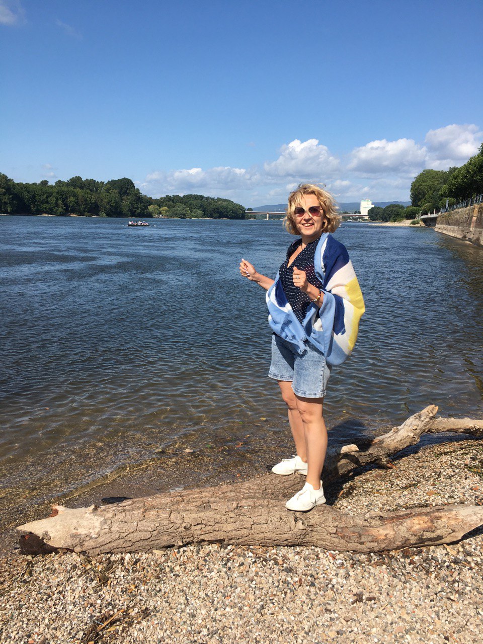 photo1689509567